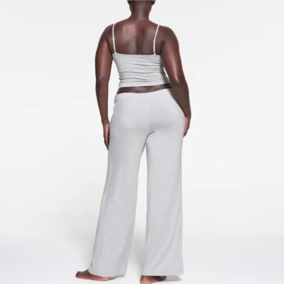 SKIMS Sleep NWT Straight Leg Pant - Gray - Picture 4 of 6
